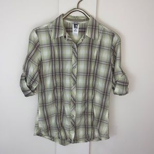 The North Face Green Plaid 3/4 Sleeve Snap Button Blouse